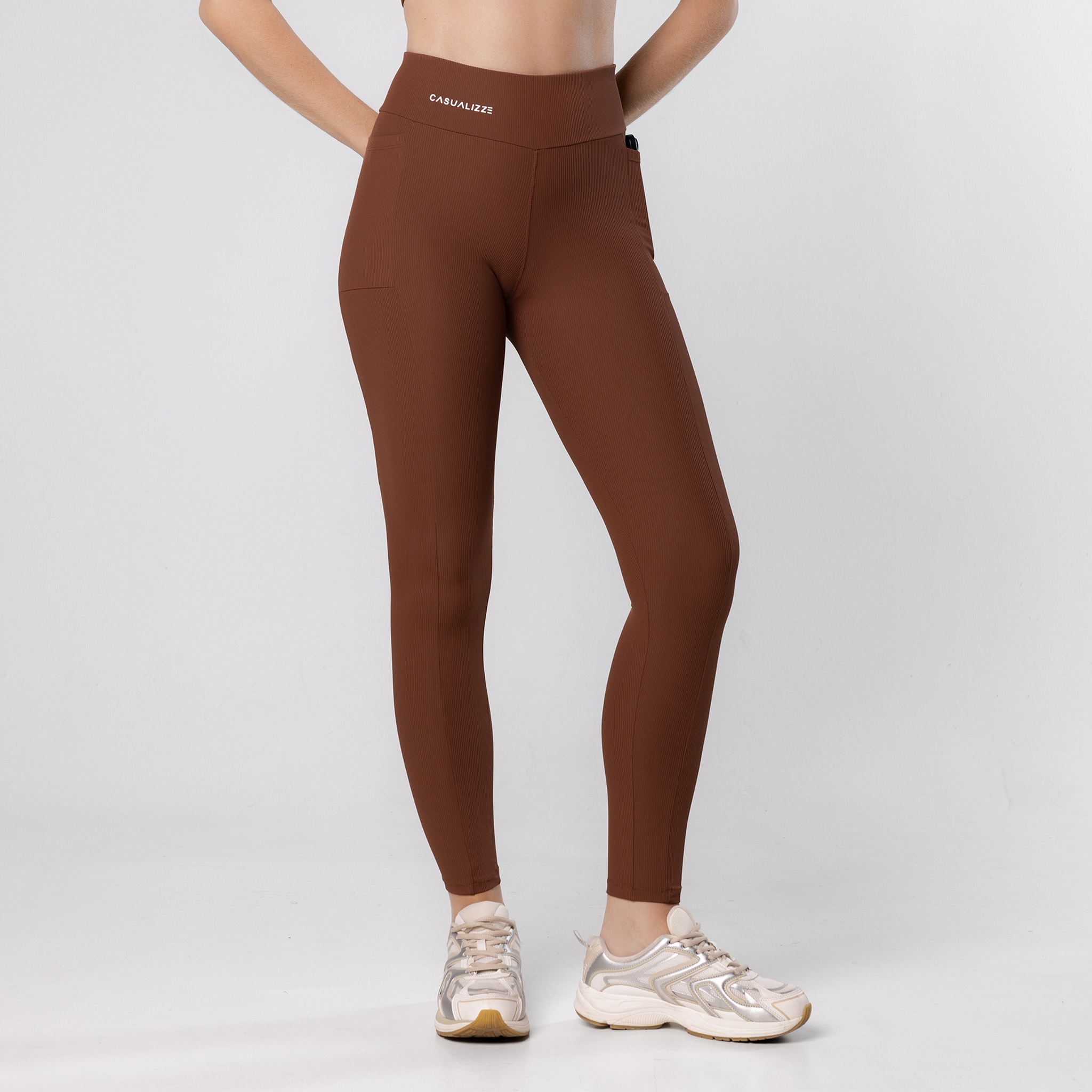 Calça Legging Feminina Academia Fitness Com Bolsos Corrida - Marrom Cappuccino P Calça Legging Feminina Academia Fitness Com Bolsos Corrida - Marrom Cappuccino P