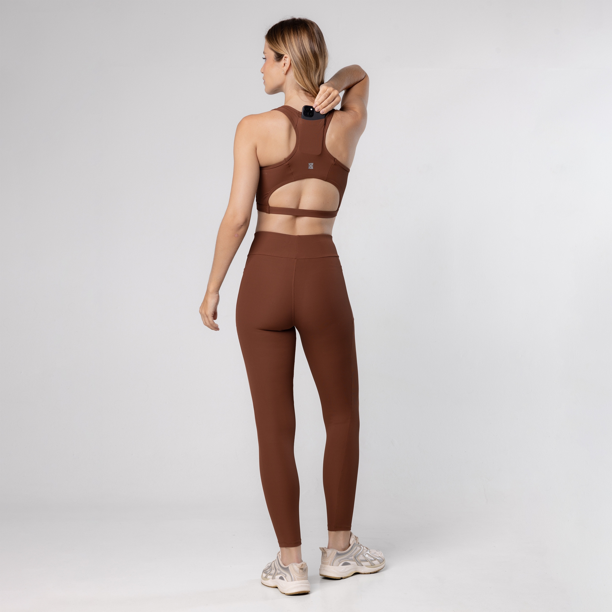 Conjunto Sprint Marrom