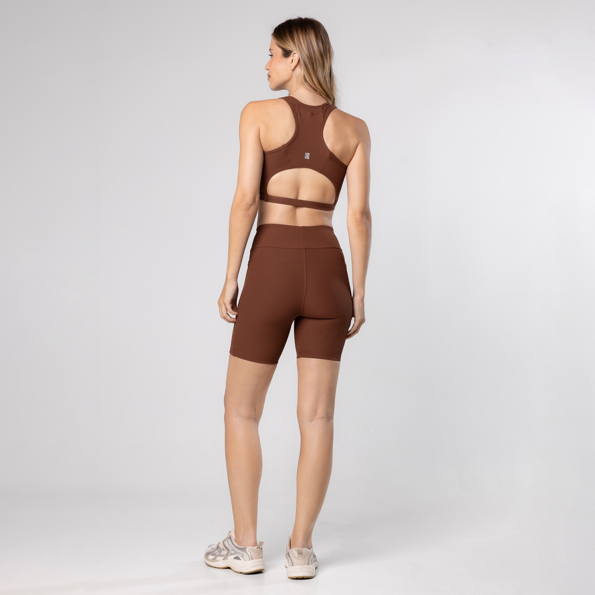 Conjunto Sprint Marrom