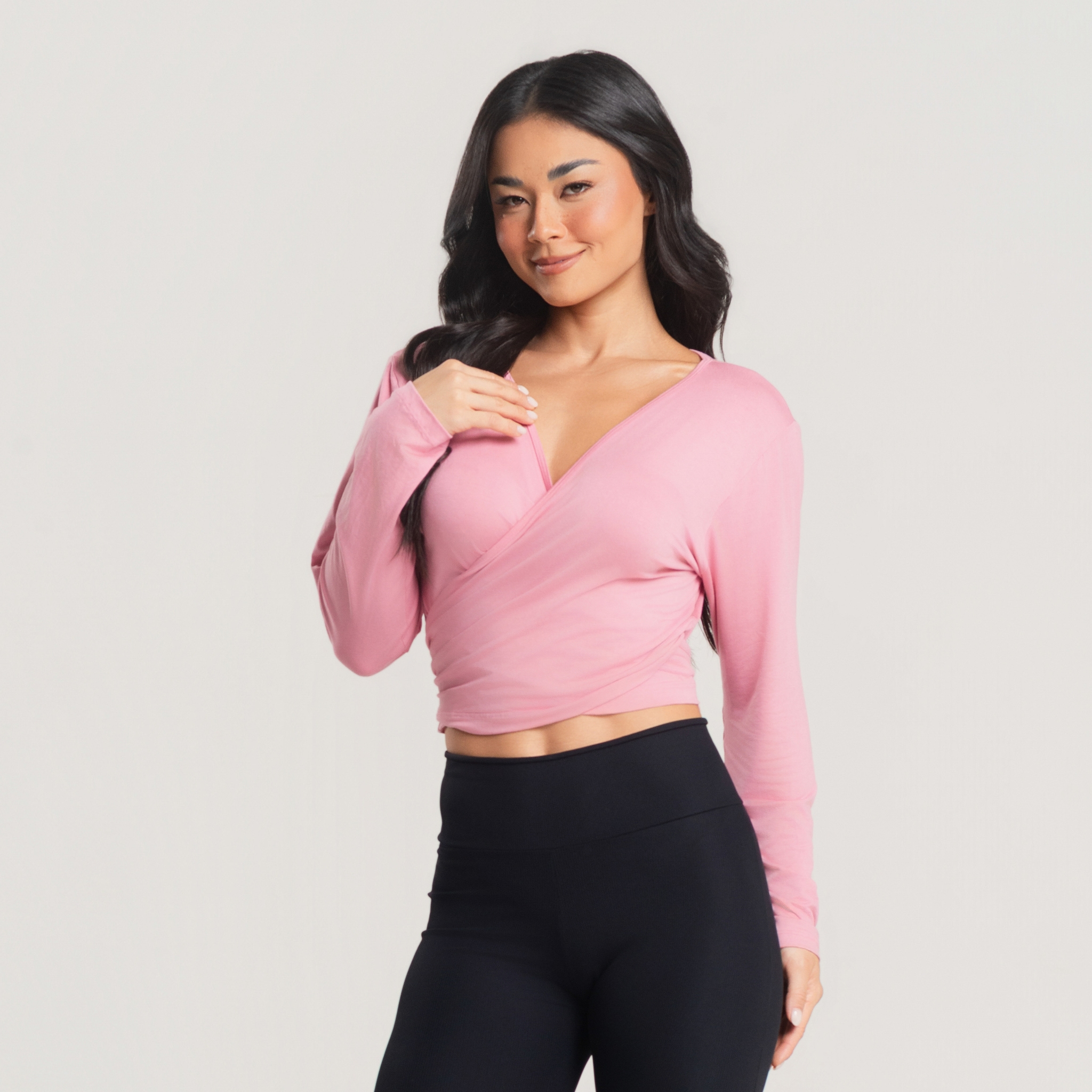 Cropped Decote V Transpassado Manga Longa Fitness Amarração - Rosa Claro U Cropped Decote V Transpassado Manga Longa Fitness Amarração - Rosa Claro U